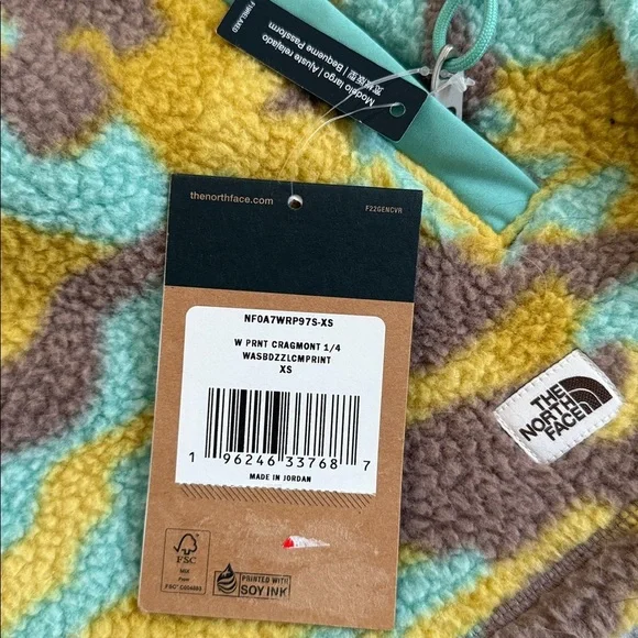 The North Face Women's Printed Cragmont 1/4-Snap Fleece - Picture 5 of 12